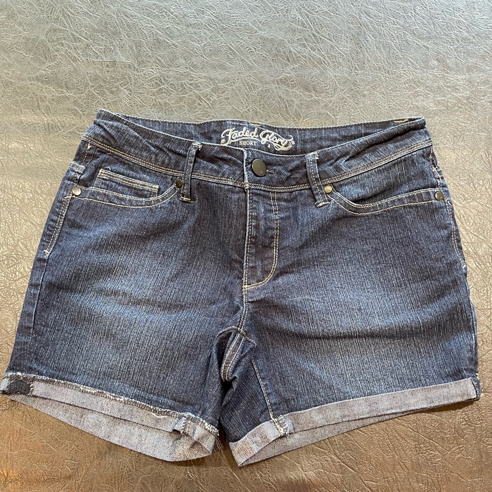 Faded Glory Women's Blue Denim Shorts Size 4